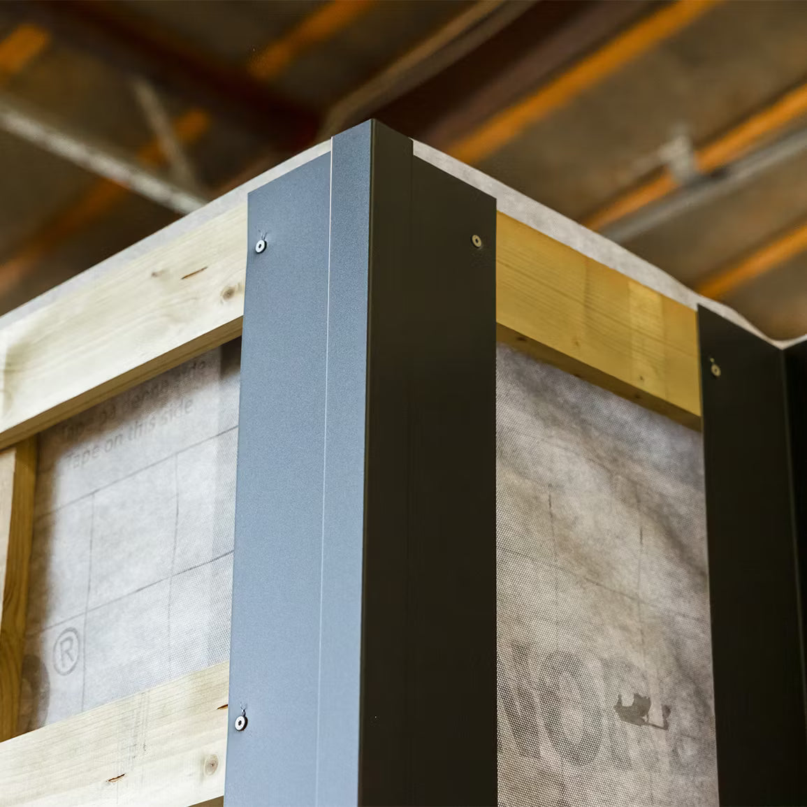 AluWood Exterior Panel Coverage - Outer Corner